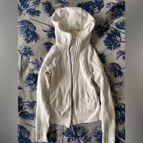 SOLD ✅ Lululemon White Scuba Hoodie - Picture 2 of 2